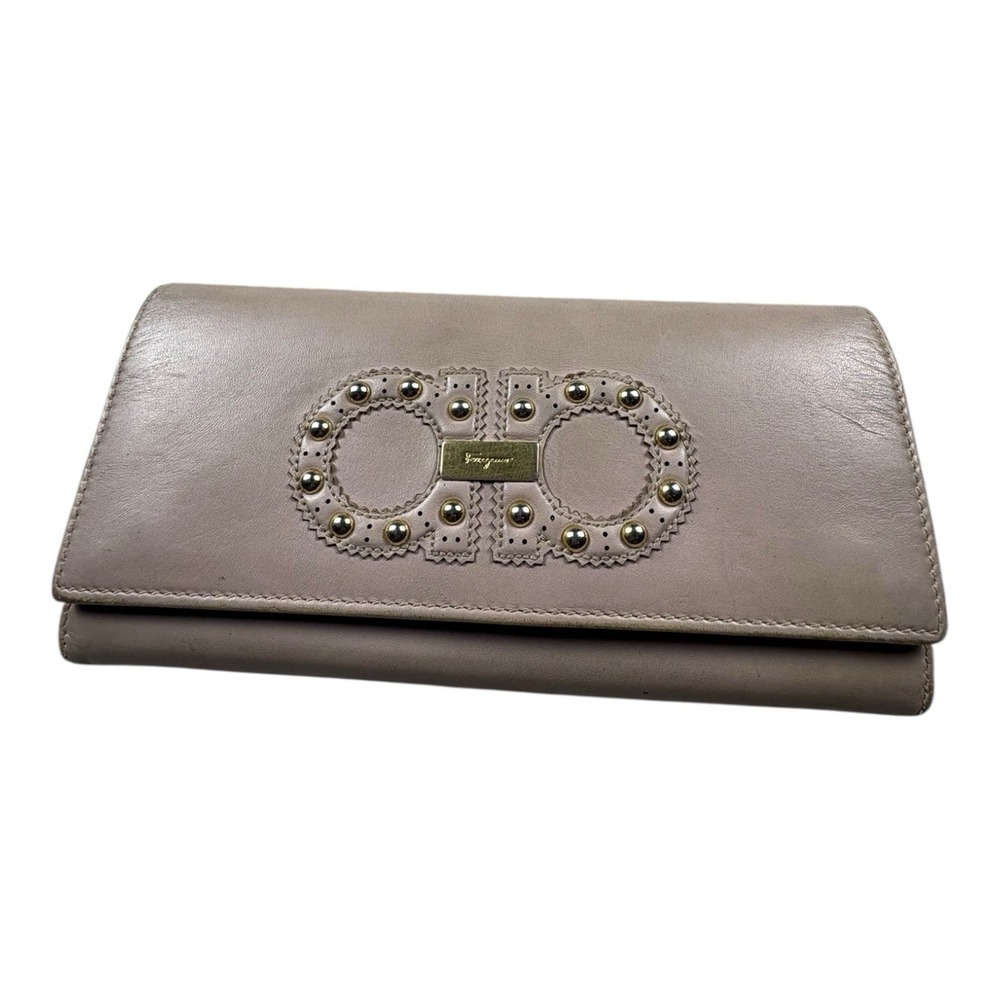 Salvatore‎ Ferragamo Gancio Leather Wallet Clutch Made in Italy